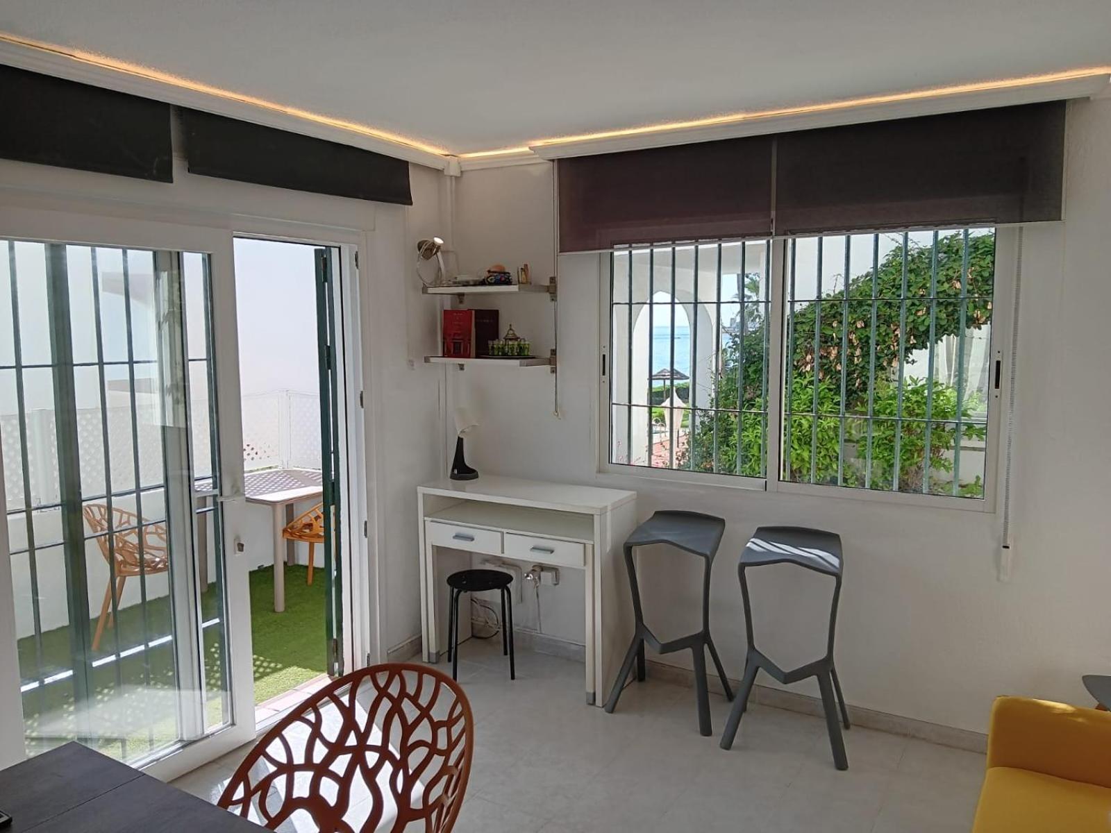 Tranquil Oceanfront Escape, One-Bedroom Haven ミハス エクステリア 写真